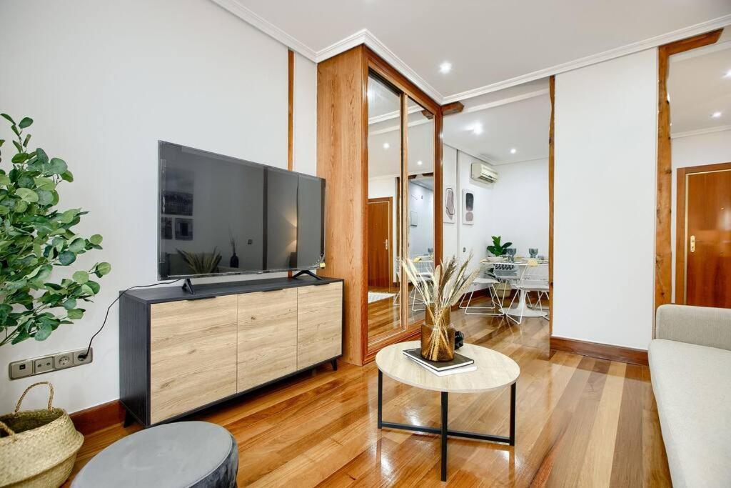 Cozy Flat In The Center Of Madrid-Comend-3-De Exterior foto